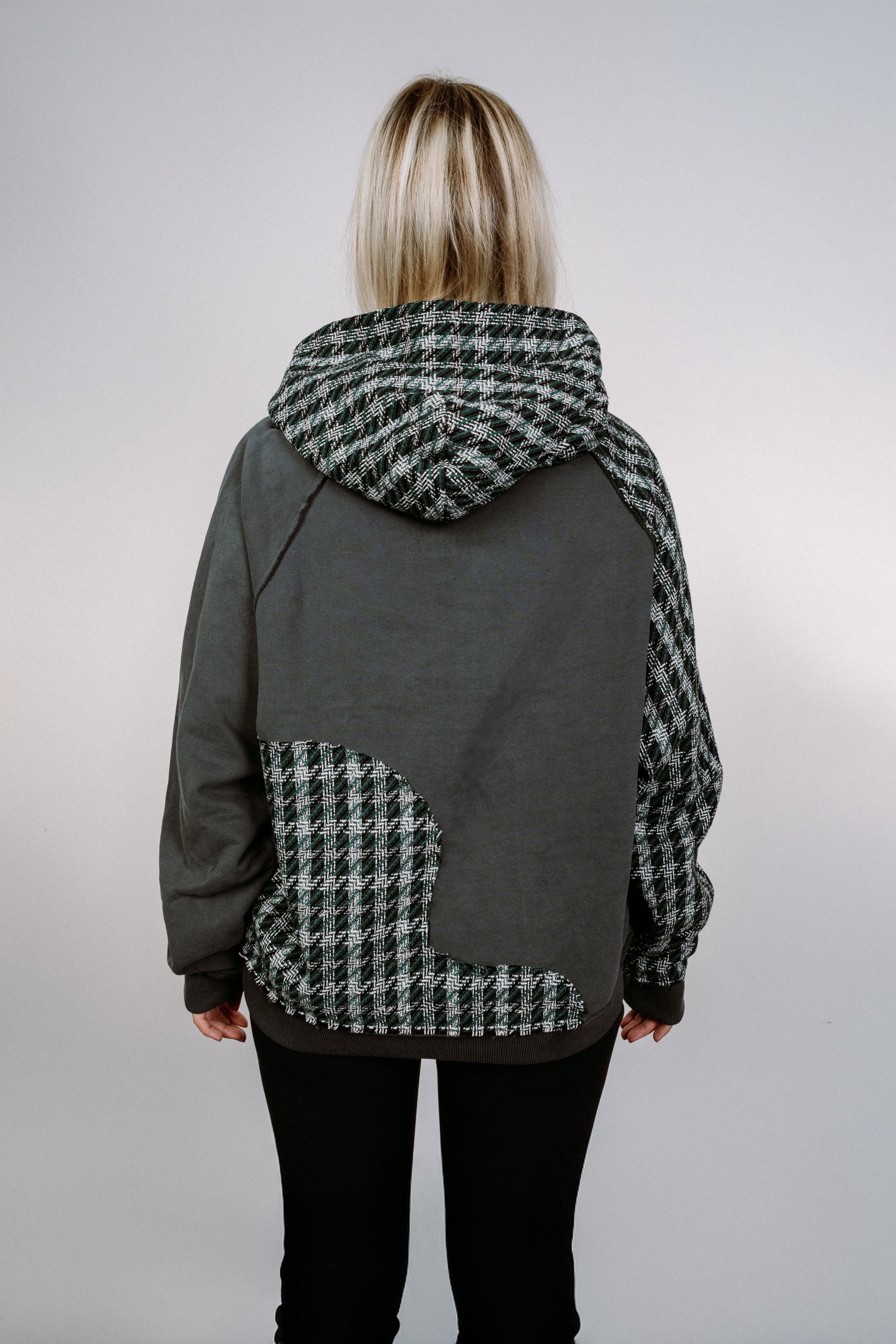 GREEN EARTHLIGHT HOODIE