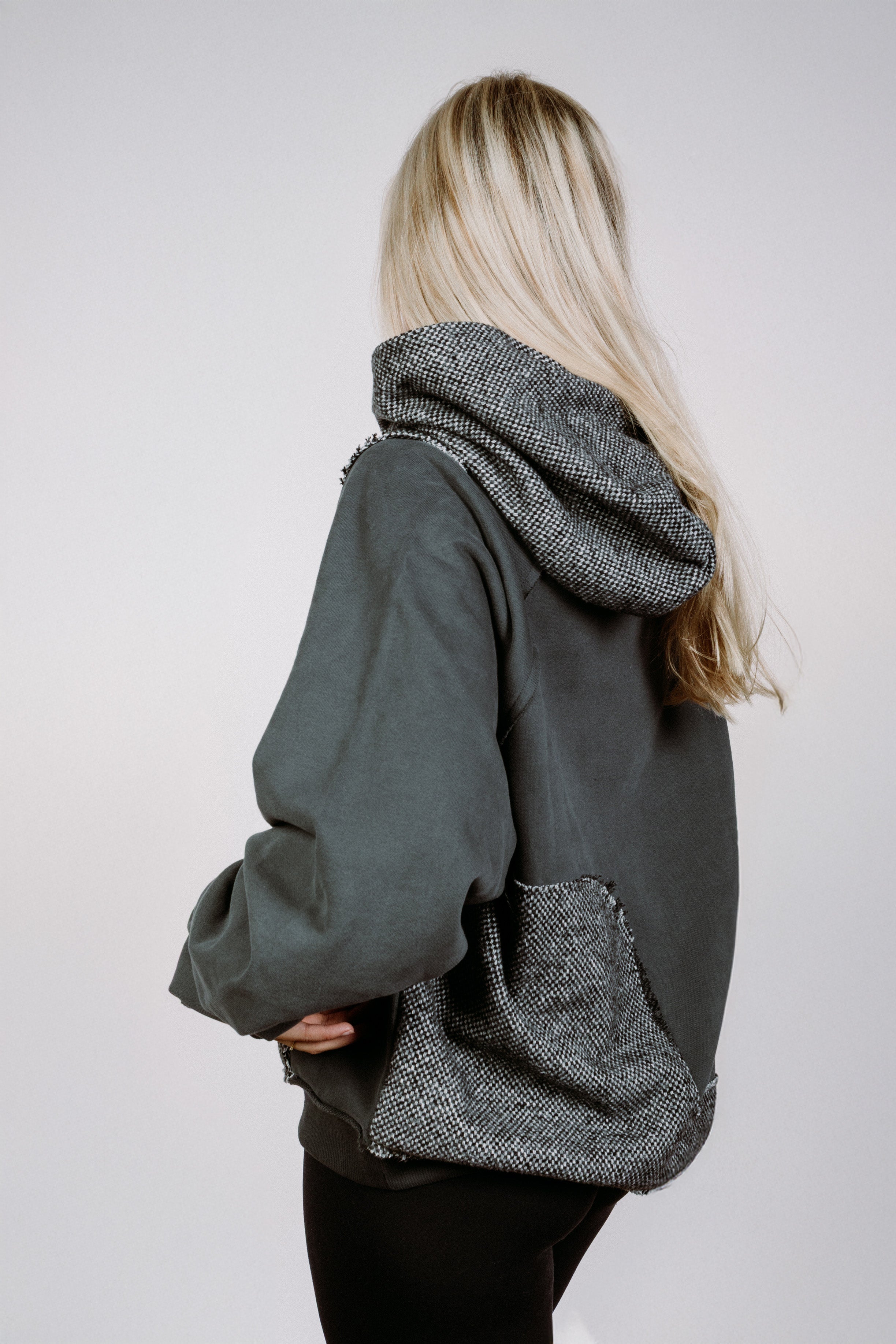 TOKYO NIGHTCODE HOODIE