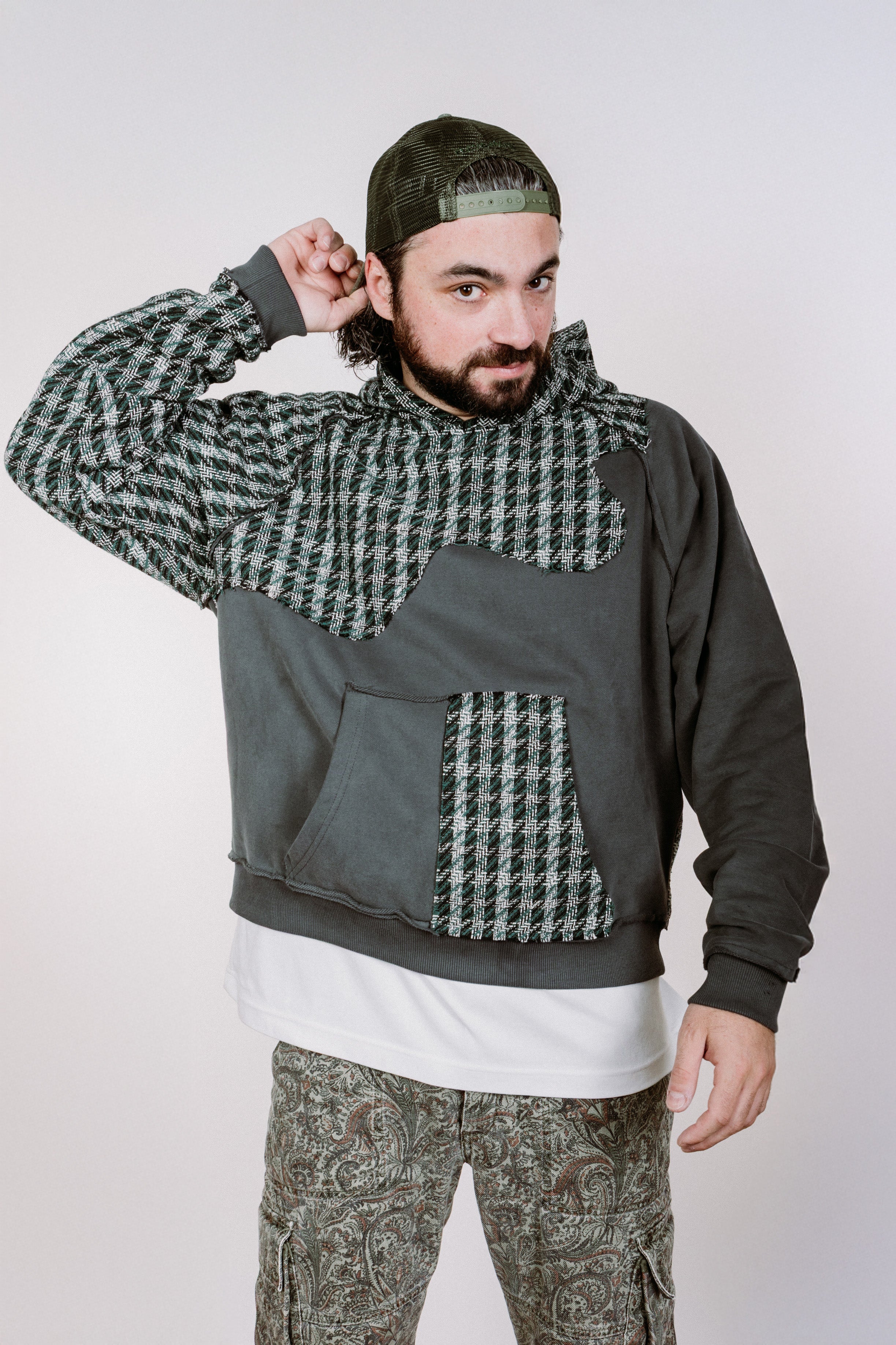 GREEN EARTHLIGHT HOODIE